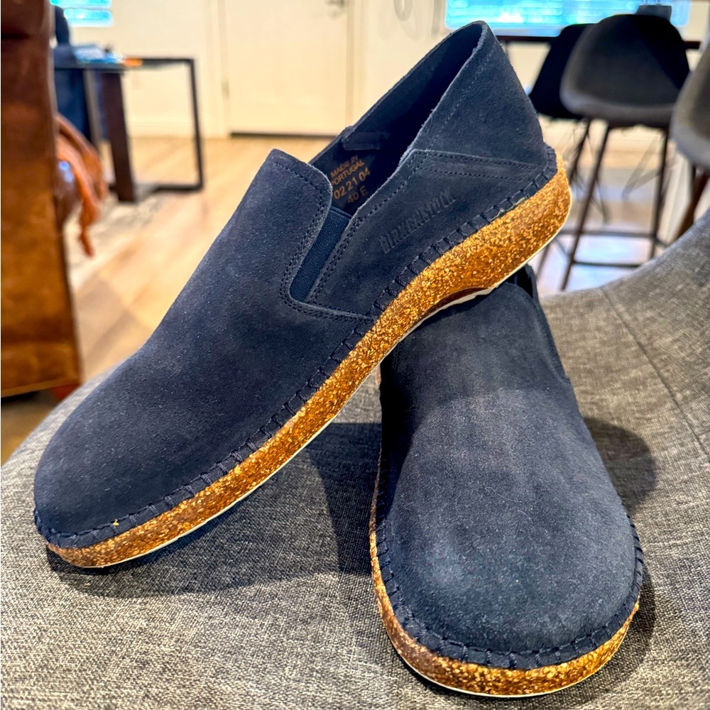 Birkenstock Callan mule slip ons. Very gently used. 1-5 uses indoors only